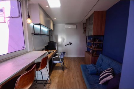 Apartamento à venda com 180m², 3 quartos e 2 vagas Apartamento à venda com 180m², 3 quartos e 2 vagasTerraço