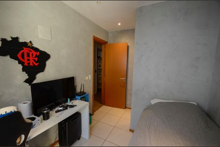 Apartamento à venda com 180m², 3 quartos e 2 vagas Apartamento à venda com 180m², 3 quartos e 2 vagasQuarto 2