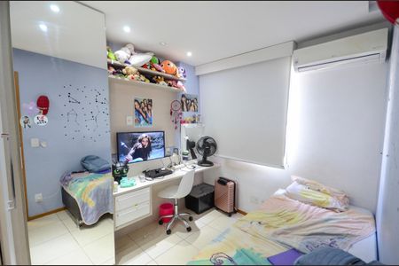 Apartamento à venda com 180m², 3 quartos e 2 vagas Apartamento à venda com 180m², 3 quartos e 2 vagasQuarto 1