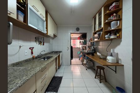 Apartamento à venda com 106m², 3 quartos e 2 vagas Apartamento à venda com 106m², 3 quartos e 2 vagasCozinha