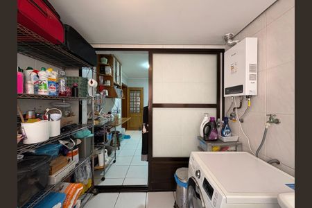 Apartamento à venda com 106m², 3 quartos e 2 vagas Apartamento à venda com 106m², 3 quartos e 2 vagasLavanderia