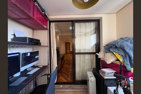 Apartamento à venda com 106m², 3 quartos e 2 vagas Apartamento à venda com 106m², 3 quartos e 2 vagasSacada