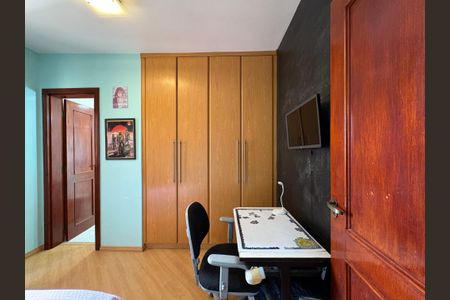 Apartamento à venda com 106m², 3 quartos e 2 vagas Apartamento à venda com 106m², 3 quartos e 2 vagasSuite 2