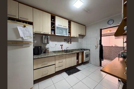 Apartamento à venda com 106m², 3 quartos e 2 vagas Apartamento à venda com 106m², 3 quartos e 2 vagasCozinha