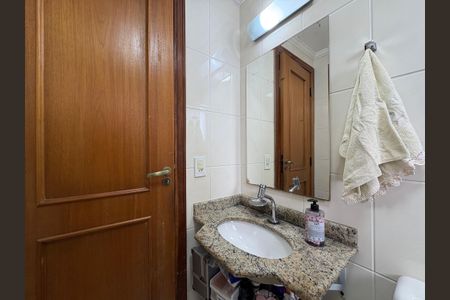 Apartamento à venda com 106m², 3 quartos e 2 vagas Apartamento à venda com 106m², 3 quartos e 2 vagasBanheiro