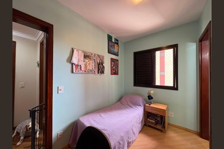 Apartamento à venda com 106m², 3 quartos e 2 vagas Apartamento à venda com 106m², 3 quartos e 2 vagasSuite