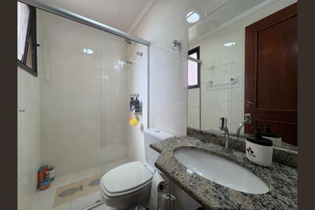 Apartamento à venda com 106m², 3 quartos e 2 vagas Apartamento à venda com 106m², 3 quartos e 2 vagasBanheiro da suíte 2