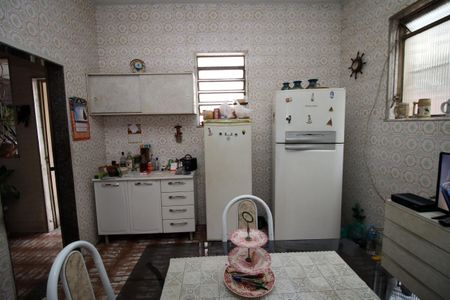 Casa à venda com 225m², 3 quartos e 2 vagasCozinha 2