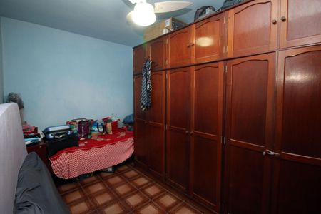 Casa à venda com 225m², 3 quartos e 2 vagasQuarto