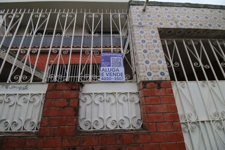 Casa à venda com 225m², 3 quartos e 2 vagasPlaca