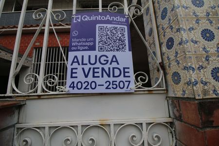 Casa à venda com 225m², 3 quartos e 2 vagasPlaca