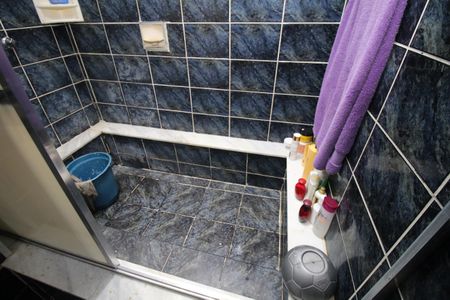 Casa à venda com 225m², 3 quartos e 2 vagasBanheiro da Suíte