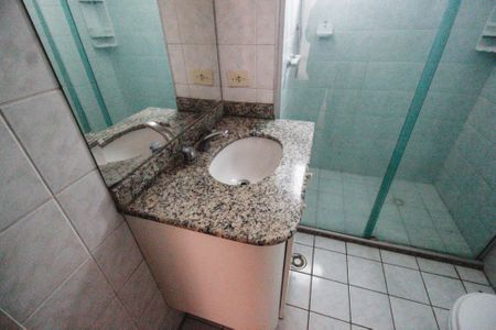 Apartamento à venda com 57m², 2 quartos e 1 vaga Apartamento à venda com 57m², 2 quartos e 1 vagaBanheiro da Suíte