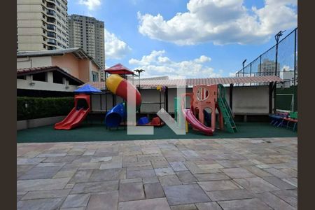 Apartamento à venda com 57m², 2 quartos e 1 vaga Apartamento à venda com 57m², 2 quartos e 1 vagaÁrea Comum - Playground