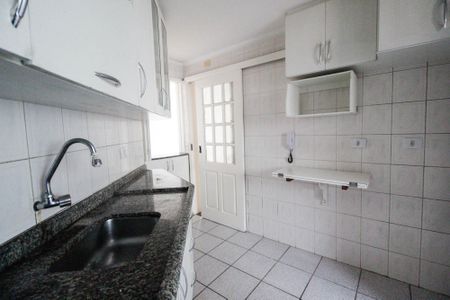 Apartamento à venda com 57m², 2 quartos e 1 vaga Apartamento à venda com 57m², 2 quartos e 1 vagaCozinha