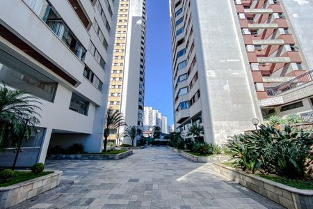Apartamento à venda com 84m², 2 quartos e 1 vagaÁrea comum