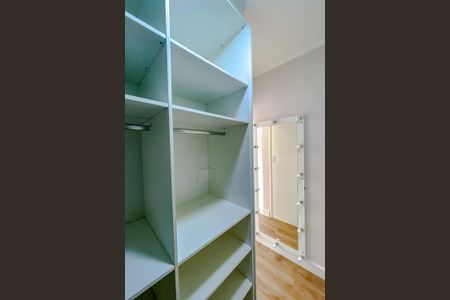 Apartamento à venda com 84m², 2 quartos e 1 vagaCloset  Quarto 2