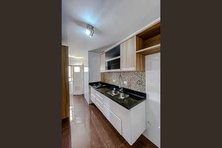 Apartamento à venda com 84m², 2 quartos e 1 vagaCozinha