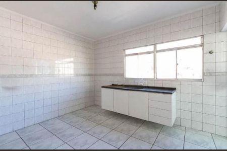 Casa à venda com 193m², 3 quartos e sem vaga