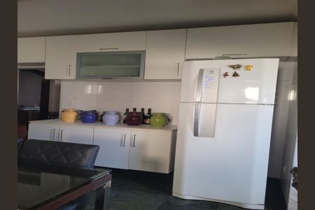 Foto 06 de casa à venda com 6 quartos, 240m² em Penha de França, São Paulo