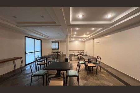 Apartamento à venda com 148m², 4 quartos e 3 vagas Apartamento à venda com 148m², 4 quartos e 3 vagasÁrea comum - Salão de Festas