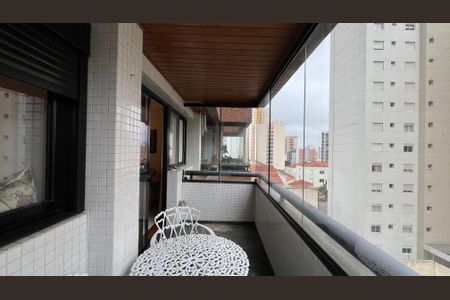 Apartamento à venda com 148m², 4 quartos e 3 vagas Apartamento à venda com 148m², 4 quartos e 3 vagasVaranda da Sala