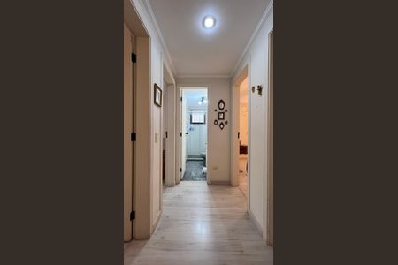 Apartamento à venda com 148m², 4 quartos e 3 vagas Apartamento à venda com 148m², 4 quartos e 3 vagasCorredor
