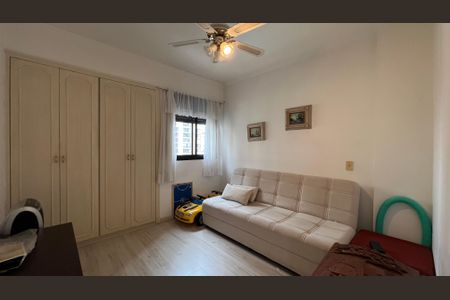 Apartamento à venda com 148m², 4 quartos e 3 vagas Apartamento à venda com 148m², 4 quartos e 3 vagasQuarto 2