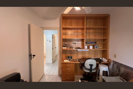 Apartamento à venda com 148m², 4 quartos e 3 vagas Apartamento à venda com 148m², 4 quartos e 3 vagasQuarto 1
