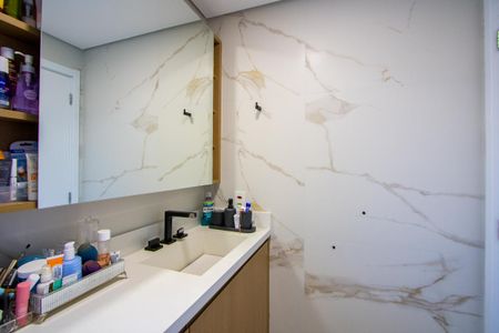 Apartamento à venda com 129m², 3 quartos e 2 vagasBanheiro da Suíte