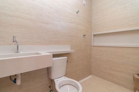 Casa à venda com 200m², 3 quartos e 2 vagasBanheiro da Suíte 03