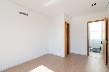 Casa à venda com 200m², 3 quartos e 2 vagasSuíte 01