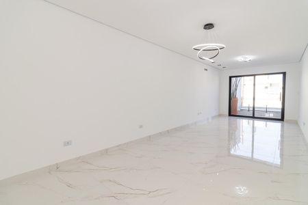 Casa à venda com 200m², 3 quartos e 2 vagasSala