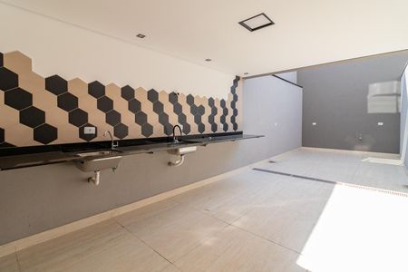 Casa à venda com 200m², 3 quartos e 2 vagasÁrea de Lazer