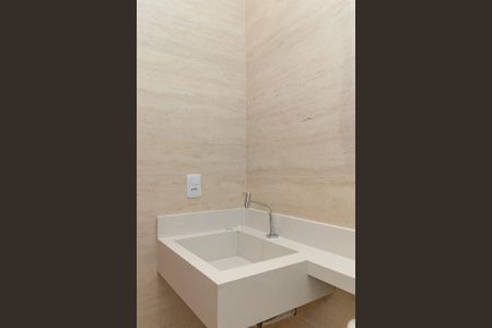 Casa à venda com 200m², 3 quartos e 2 vagasBanheiro da Suíte 3