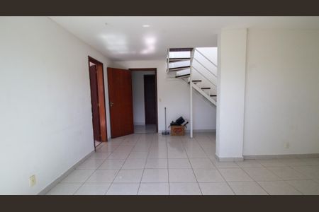 Apartamento à venda com 122m², 3 quartos e 1 vaga Apartamento à venda com 122m², 3 quartos e 1 vagaSala