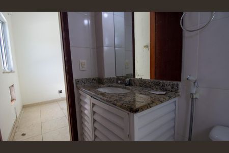 Apartamento à venda com 122m², 3 quartos e 1 vaga Apartamento à venda com 122m², 3 quartos e 1 vagaBanheiro da Suíte
