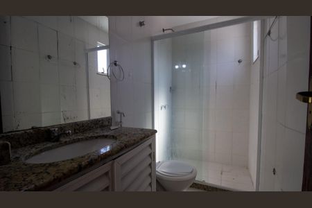 Apartamento à venda com 122m², 3 quartos e 1 vaga Apartamento à venda com 122m², 3 quartos e 1 vagaBanheiro da Suíte