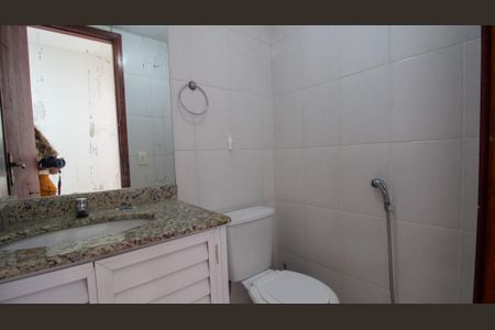 Apartamento à venda com 122m², 3 quartos e 1 vaga Apartamento à venda com 122m², 3 quartos e 1 vagaLavabo