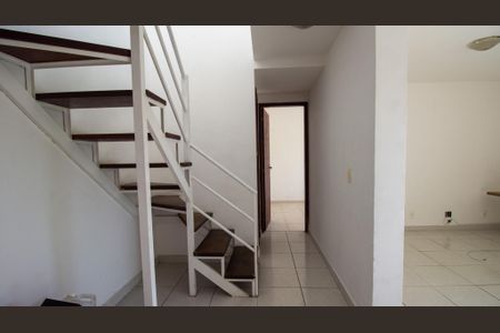 Apartamento à venda com 122m², 3 quartos e 1 vaga Apartamento à venda com 122m², 3 quartos e 1 vagaSala