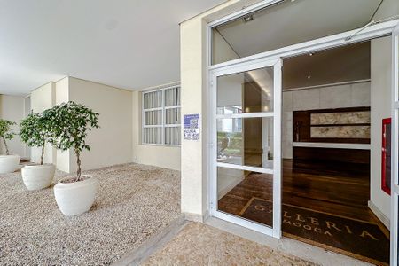 Apartamento à venda com 210m², 3 quartos e 3 vagasÁrea comum - Plaquinha