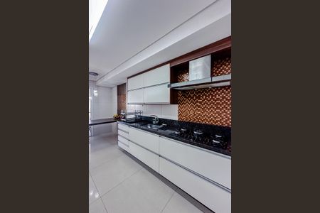 Apartamento à venda com 210m², 3 quartos e 3 vagasCozinha