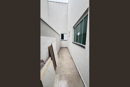 Casa à venda com 71m², 3 quartos e 2 vagas Casa à venda com 71m², 3 quartos e 2 vagasÁrea de Serviço