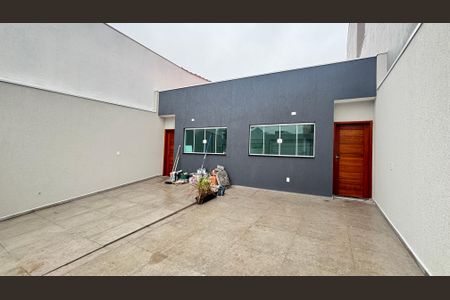 Casa à venda com 71m², 3 quartos e 2 vagas Casa à venda com 71m², 3 quartos e 2 vagasGaragem
