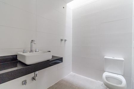 Casa de condomínio à venda com 256m², 3 quartos e 3 vagasBanheiro Social