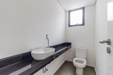 Casa de condomínio à venda com 256m², 3 quartos e 3 vagasLavabo