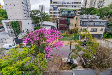 Casa de condomínio à venda com 256m², 3 quartos e 3 vagasVista