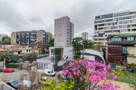 Casa de condomínio à venda com 256m², 3 quartos e 3 vagasVista