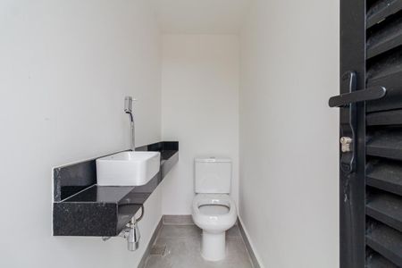 Casa de condomínio à venda com 225m², 3 quartos e 3 vagasBanheiro - Cobertura