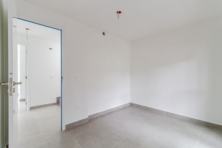 Casa de condomínio à venda com 225m², 3 quartos e 3 vagasQuarto 2